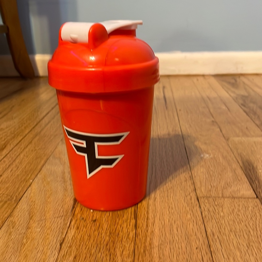 Gfuel shaker cup only used a few times